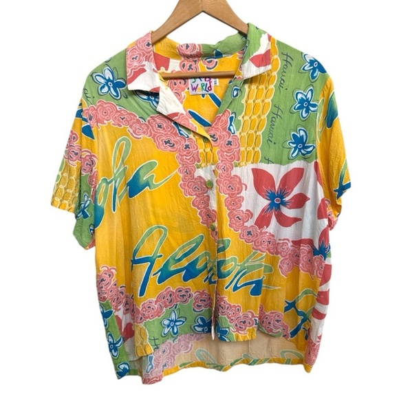 Jams World Tops - Jams World Women’s Aloha Lei Hawaiian Print Cropped Button Front Shirt Size XL